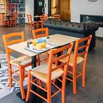 Hotel Twenty Business Flats Trigone