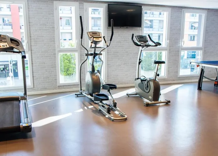 Twenty Business Flats Trigone Szálloda