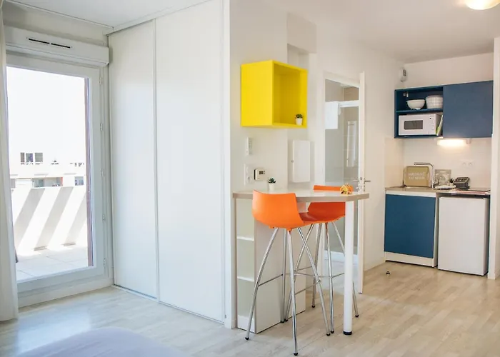 Twenty Business Flats Trigone Szálloda Nîmes