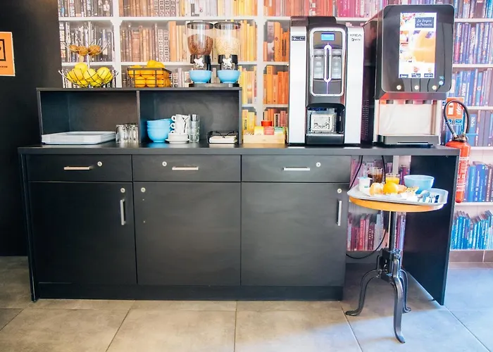 Twenty Business Flats Trigone 3*