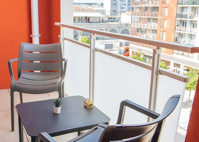 Twenty Business Flats Trigone