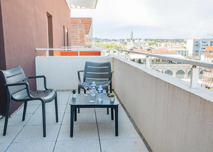 Otel Twenty Business Flats Trigone Nîmes