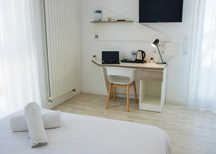 Twenty Business Flats Trigone Szálloda Nîmes